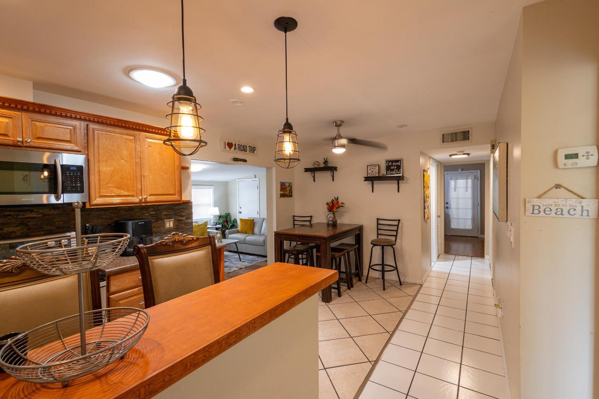 Comfy 3 Bedroom With Parking & Close To Everything Naples Exterior photo