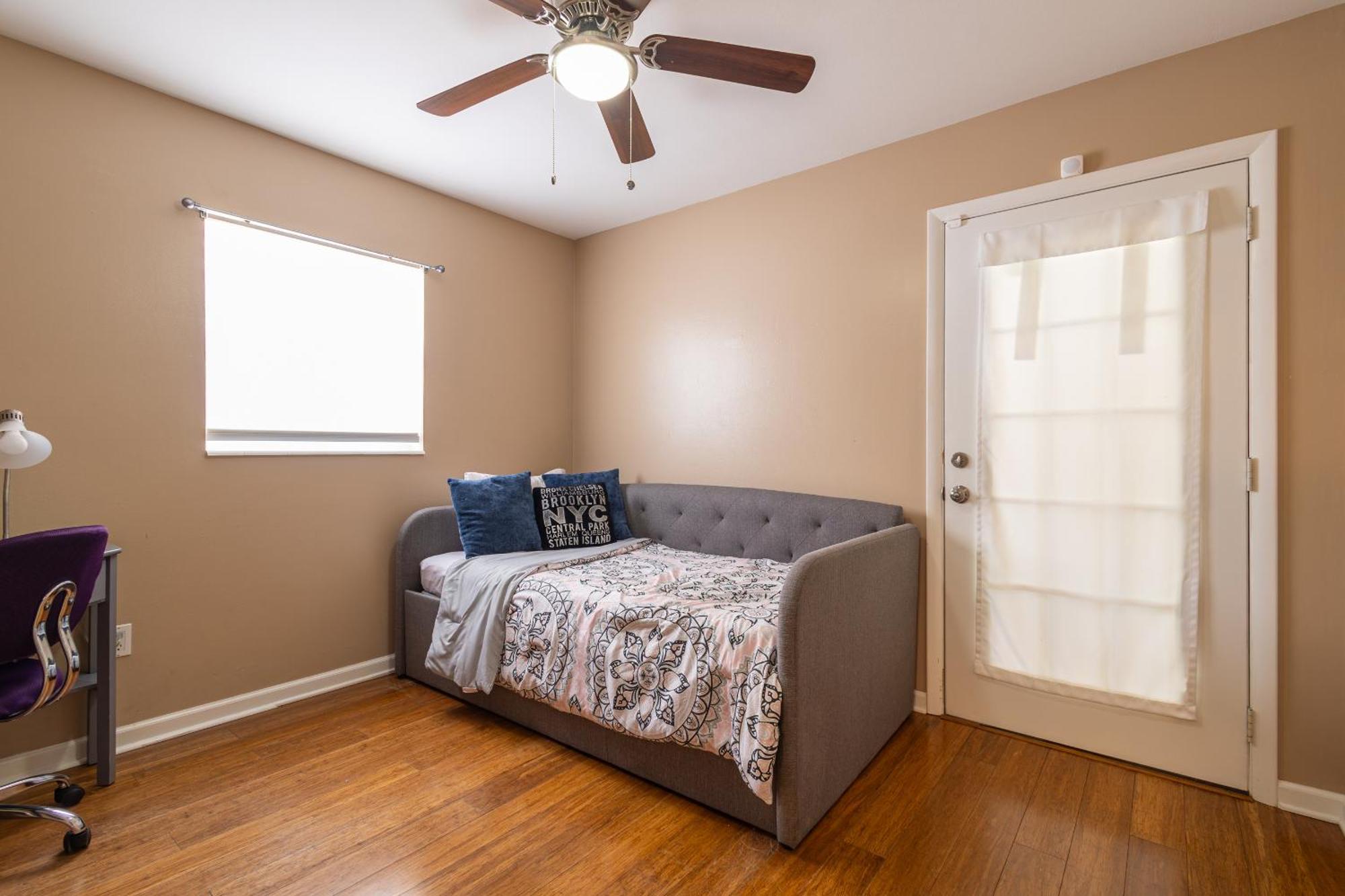 Comfy 3 Bedroom With Parking & Close To Everything Naples Exterior photo