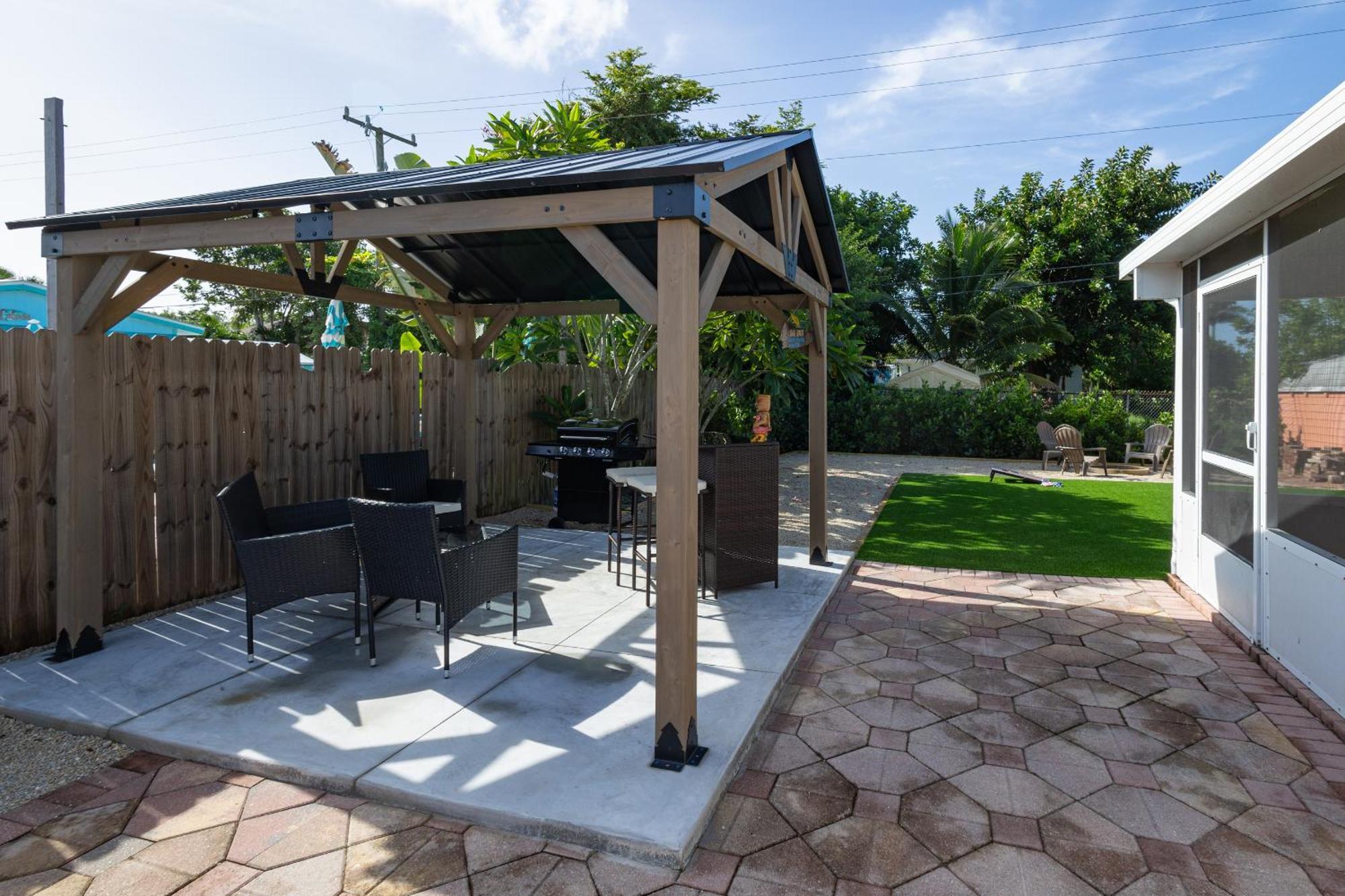 Comfy 3 Bedroom With Parking & Close To Everything Naples Exterior photo